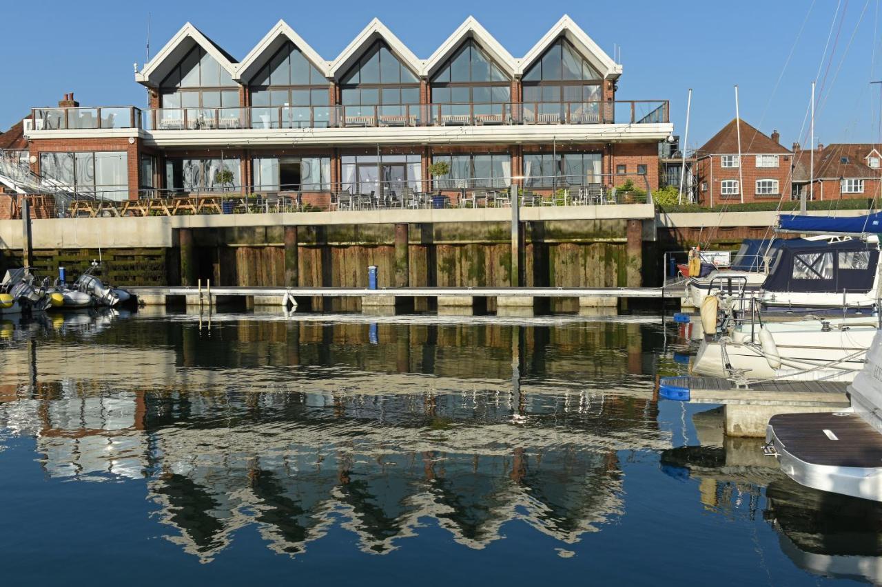 Royal Southern Yacht Club Hamble-le-Rice Esterno foto
