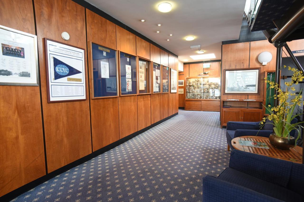 Royal Southern Yacht Club Hamble-le-Rice Esterno foto