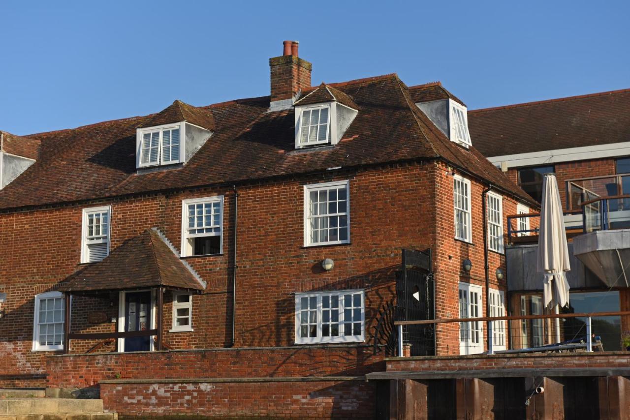 Royal Southern Yacht Club Hamble-le-Rice Esterno foto