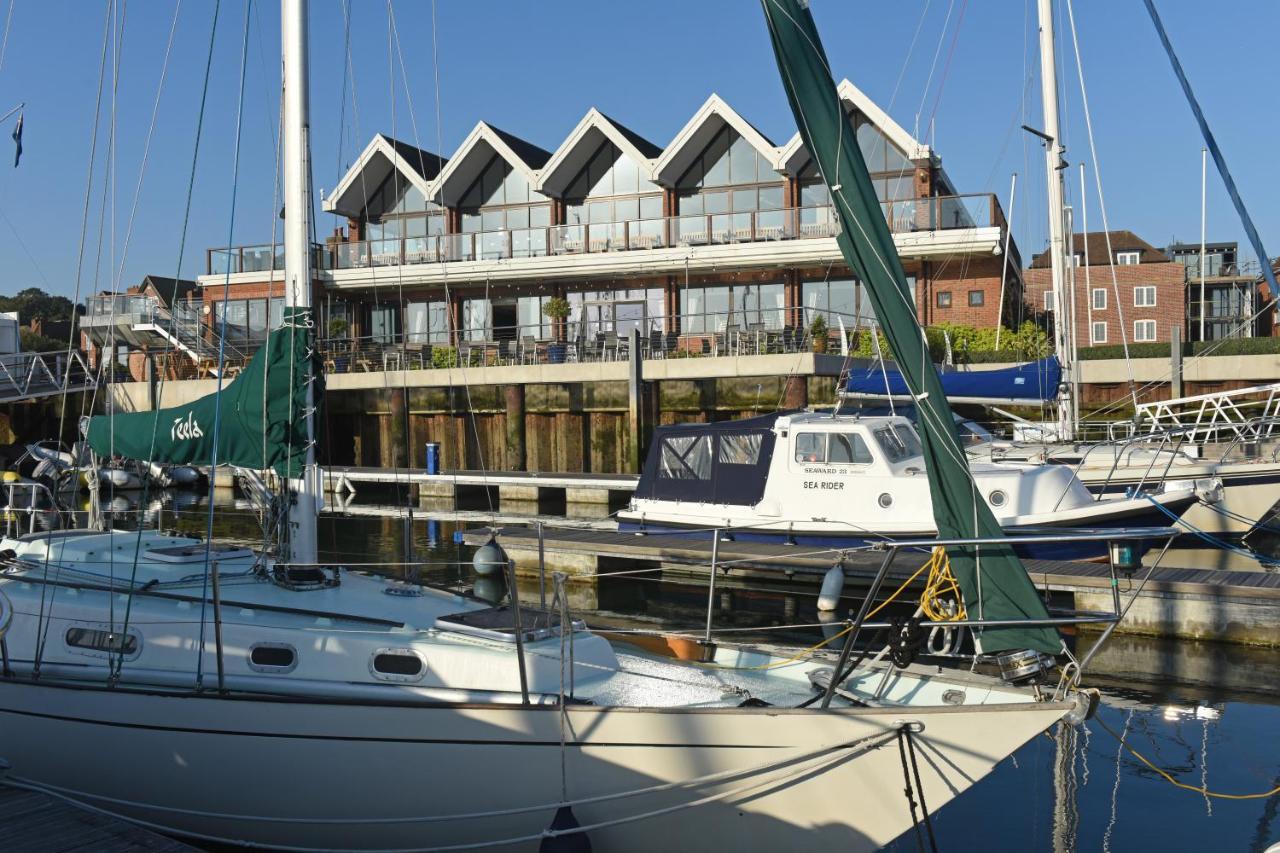 Royal Southern Yacht Club Hamble-le-Rice Esterno foto